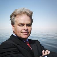 Chris Cully's Instagram, Twitter & Facebook