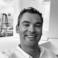 300+ "Piazza" profiles