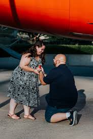 She says yes under N300SW. Photo