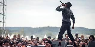 Jenner appeared in the music video for stop trying to be god, from scott's third studio album astroworld. Das Openair Frauenfeld 2021 Findet Nicht Statt Die Wichtigsten Infos Zur Absage Lyrics Magazin