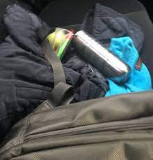 Aseguró que el país podría colapsar si ambas partes no encuentran una salida a la crisis. Claudia Lopez Ø¹Ù„Ù‰ ØªÙˆÙŠØªØ± Kit Para Empezar Una Manana Fria De Trabajo En Bogota Saco Chaqueta Por Si Llueve Termo Con Cafe Galleticas Y Fruta Buena Energia Para Empezar El Dia