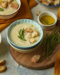 Cauliflower And Potato Veloute شربة الشيفلور والبطاطس Food Fresh Rosemary Potatoes