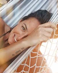 O músico conheceu a apresentadora ao participar no programa operação triunfo, em 2010, e, apesar de não ter sido o grande vencedor, ganhou um amor que durou até 2017. Mariana Pacheco Ja Nao Esconde Relacao Com Diogo Leite Ex De Silvia Alberto Nacional Flash