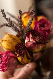 You can also use hairspray to preserve fragile dried flowers—especially bouquets with particular sentimental value. How To Make Homemade Flower Christmas Ornaments