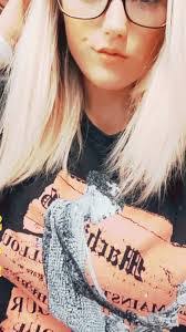 Amelie Hess's Instagram, Twitter & Facebook