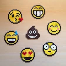Bugelperlen Vorlage Emoji Google Suche Basteln Bugelperlen Hama Perlen Muster Perlenmuster