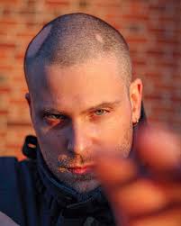 Lewis Cassius Baddon PrICE (@lewiscassius) · London