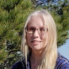 Karen Debolt's Instagram, Twitter & Facebook