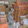 Beras, gula pasir, minyak goreng kemasan, tepung terigu, minuman kemasan, bumbu penyedap, dan berbagai jenis sembako lainnya. 1
