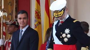 Pedro Sánchez también despreció a Felipe VI en el Palacio Real: se marchó  antes que el Rey de la recepción