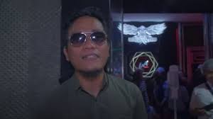 Sejarah danc k menurut gus miftah. Ceramah Di Klub Malam Gus Miftah Bahas Gerakan Salat Deddy Corbuzier Salah Suara Jogja