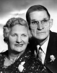 Hollenbeck Family History: Last Name Origin & Meaning