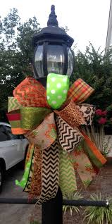 Fun Fall Lamp Post Bow Adoorable Wreaths By Melissa Christmas Lamp Post Fall Halloween Decor Christmas Lamp