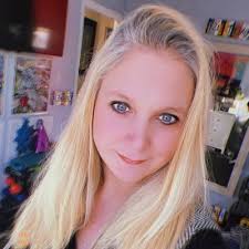 Janine Driver على X: "Happy 10th Anniversary to my husband Leif Larson! Ten  years ago today we were getting