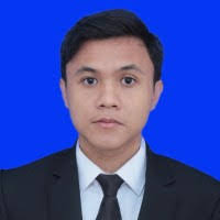 Ryan Larosa's Instagram, Twitter & Facebook