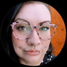 Nina Schubert's Instagram, Twitter & Facebook