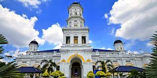 Lata seri pulai, pontian johor menyediakan prasarana berkonsepkan melayu tradisional bagi mereka yang gemar tinggal suasana seperti kampung. Tempat Menarik Di Johor 2021 Aktiviti Percutian Best