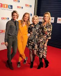 Jun 18, 2021 · mit guten morgen deutschland präsentiert sich der frühe morgen bei rtl mit einem informativen wie unterhaltsamen magazin. Susanna Ohlen Was Fur Ein Bombastisches Wochenende Volle Power Im Namen Des Rtl Spendenmarathons Jetzt Freue Ich Mich Auf Die Neue Woche Mit Euch Susanne Klehn Schon Wars Mit Euch Angela