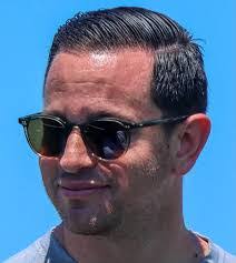 Daniel Beale's Instagram, Twitter & Facebook