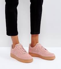 Nike Air Force 1 Black Suede Gum Sole Get This Nike S Basic Sneakers Now Click For More Details Worldwide Shipping Nike Air Force 1 07 Trainers Zapatillas Deportivas Zapatos Zapatos Zapatillas