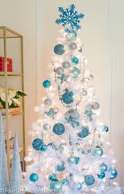 We did not find results for: Small White Christmas Tree With Blue Decorations Novocom Top