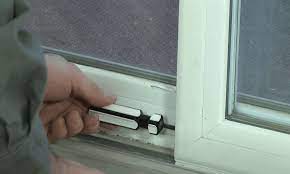 I have tried moving the door to either end of the track and the side of the door that is on the end i was thinking of using a hydraulic jack to lift the center of the header enough so i can remove the slider and replace the rollers. 6 Steps To Remove A Sliding Glass Door