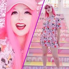 🌸Kawaii Girl Only Wears Pink🌸