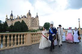 ❤ top qualität & günstiger preis. Ein Tag Am Hofe Von Grossherzog Friedrich Franz Gabriele Richter Pr