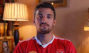 ويجلس على دكة البدلاء كل من: Official Taher Mohamed Pens A Five Year Contract With Al Ahly