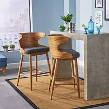 In addition to the metallic bar chairs, there are also stylish and durable plastic bar chairs and kitchen stools that will come in comfortable designs and attractive colors. These Luxury Bar Stools Will Take Your Kitchen To The Next Level