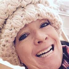 Lynn Kendrick's Instagram, Twitter & Facebook