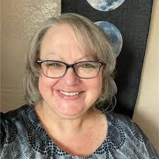 Andrea Abrahamson's Instagram, Twitter & Facebook