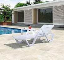 Comfortable Swimming Pool Plastic Sun Lounger with Handrail