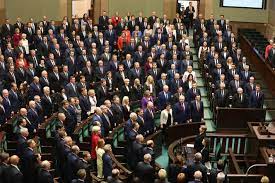 W trakcie pierwszego posiedzenia izby ma odbyć się jeszcze wybór marszałka oraz wicemarszałków. Pierwszy Dzien Pracy Nowego Parlamentu Za Nami Relacja Na Zywo Wideo Zdjecia Super Express Wiadomosci Polityka Sport