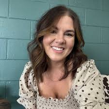 Aubrey Winn's Instagram, Twitter & Facebook