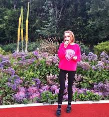 Lily In A Beautiful Garden With Alyssum Flowers April 2015 Fabrizio In 2020 Lily Rose Melody Depp Lily Rose Depp Style Lily Rose Depp