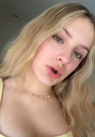 Talia Meyers's Instagram, Twitter & Facebook