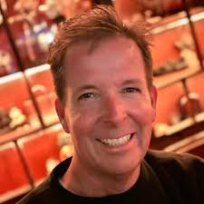 I met Barry Corbin at the Albuquerque Comic Con! Barry started acting in  1976 and has been seen in many westerns. He also played Maurice