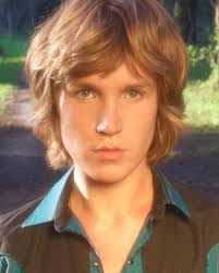 Lurie Poston's Instagram, Twitter & Facebook