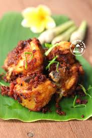 Tripadvisor sitesinde 5 üzerinden 3,5 puanla derecelendirilmiş ve kuala lumpur bölgesindeki 5.273 restoran arasında 1.908. Resepi My Nasi Lemak Ayam Goreng Berempah Resepimee Junotee Com