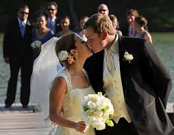 The two have been married for years now. Witze Uber Jen Psaki