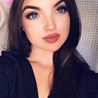 Ashley Sarro's Instagram, Twitter & Facebook