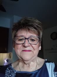 Just curious, how many sassy seniors can't sleep and get up in the middle  of the night to have a piece of toast and a cuppa?