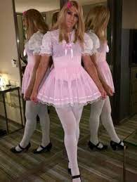 Men are attracted to pleasant, positive, and overall cheerful women. 98 Men In Dresses Ideas Androgynous Fashion Gender Fluid Fashion Fashion