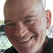 Simon Edwards (@Sim0nedwards)