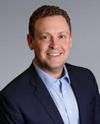 Matthew Mckenzie's Instagram, Twitter & Facebook