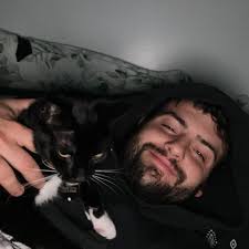 Angel Reese is averaging the most offensive rebounds per game (5.6) in a  season in WNBA history 😤