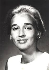 Caroline Connor's Instagram, Twitter & Facebook