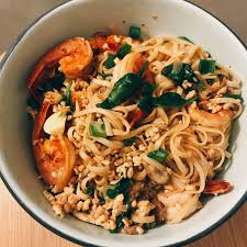 Classic Minced Chicken Noodles Chicken Noodle Asian Recipes Chicken Recipes