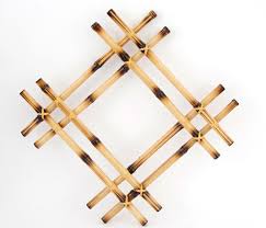 Raw in look, these long and hollow sticks can be easily installed and are known to to further enhance the look, frame these bamboo sticks between two glass walls and lay some stones. Diy Bamboo Wall Decor Ideas 2 Craft Projects With Bamboo Sticks